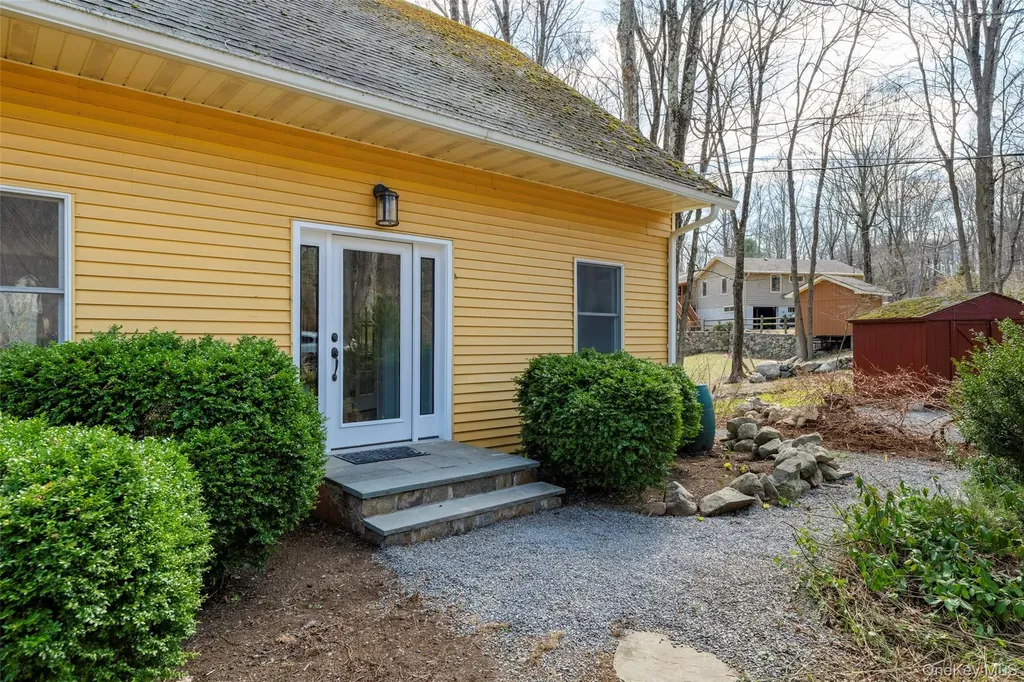41 Chapman Road Garrison NY 10524