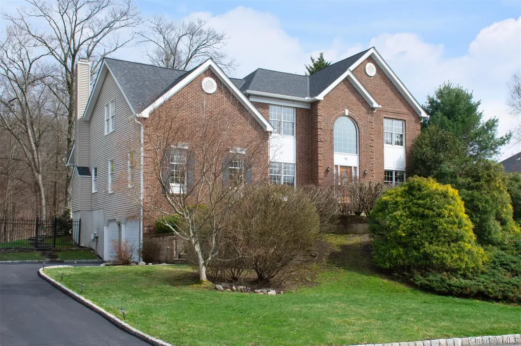 77 Dimond Avenue Cortlandt Manor NY 10567