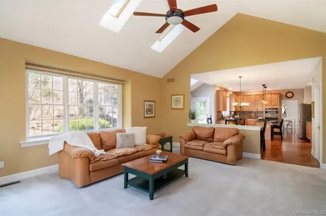 77 Dimond Avenue Cortlandt Manor NY 10567