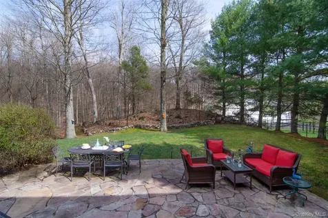 77 Dimond Avenue Cortlandt Manor NY 10567