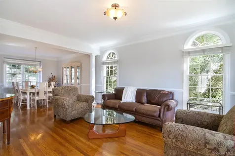 77 Dimond Avenue Cortlandt Manor NY 10567