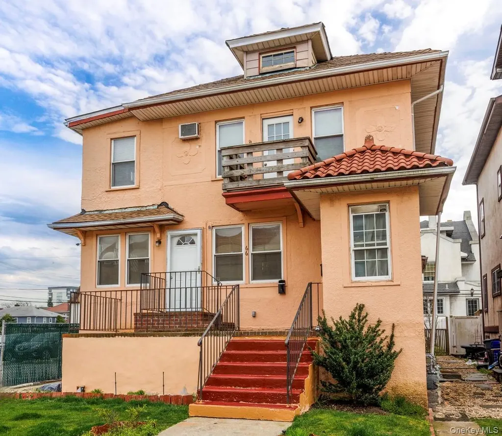 66 E Walnut Street Long Beach NY 11561