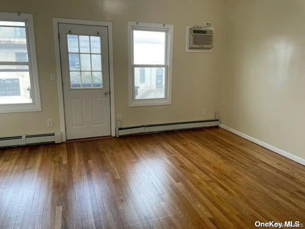 66 E Walnut Street Long Beach NY 11561