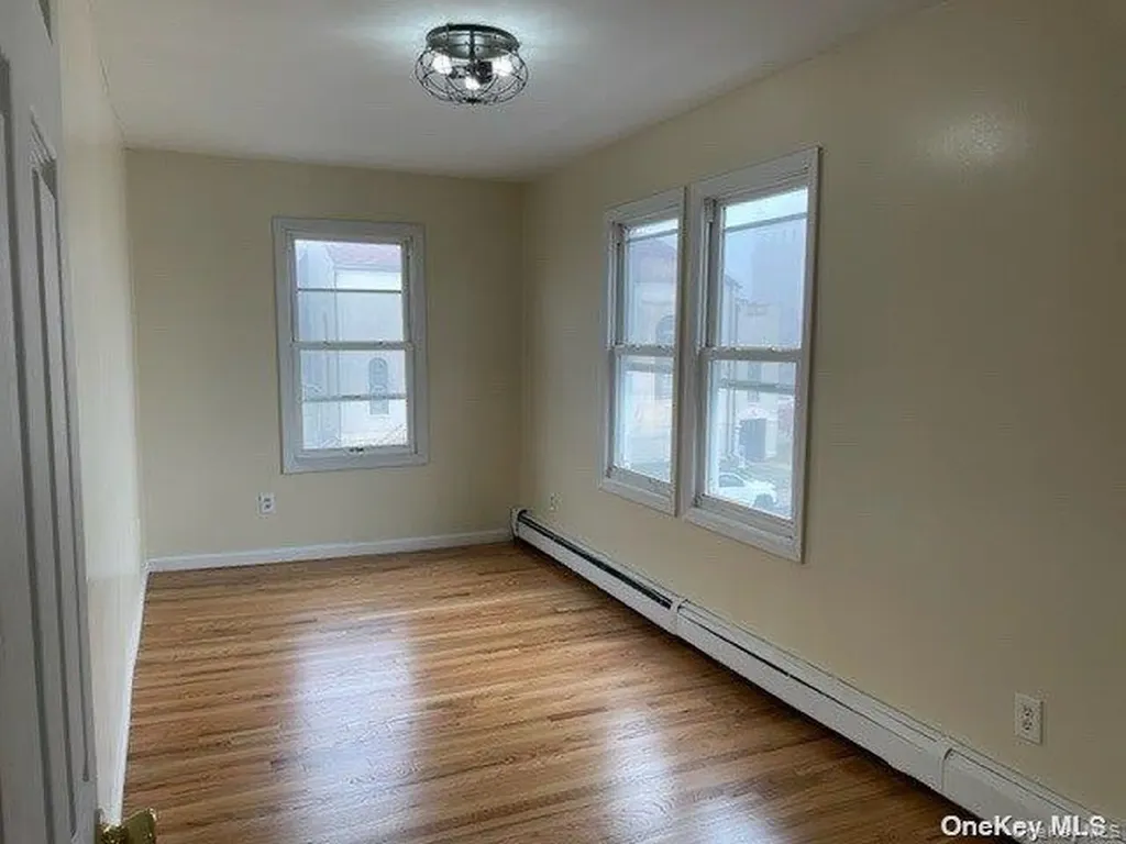 66 E Walnut Street Long Beach NY 11561