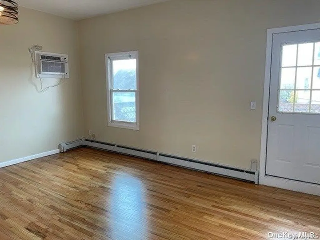 66 E Walnut Street Long Beach NY 11561