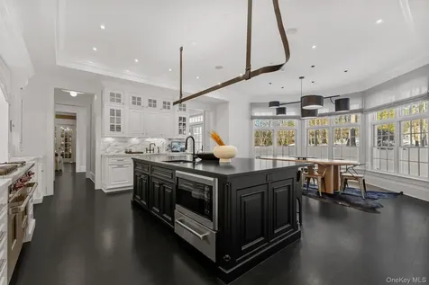 12 Gifford Lake Drive Armonk NY 10504