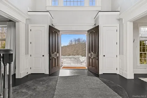 12 Gifford Lake Drive Armonk NY 10504