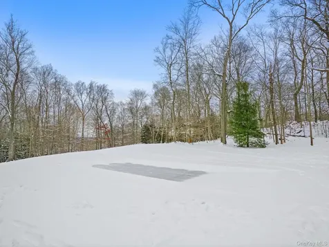 12 Gifford Lake Drive Armonk NY 10504