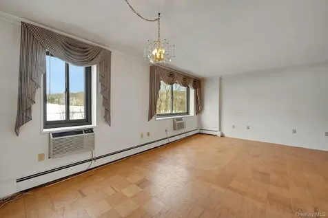 100 E Hartsdale Avenue Hartsdale NY 10530