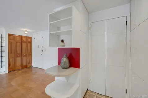 100 E Hartsdale Avenue Hartsdale NY 10530