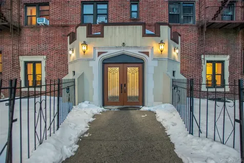 590 E Third Street Mount Vernon NY 10553