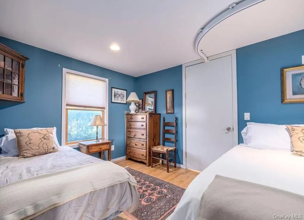 1020 Ruch Lane Southold NY 11971