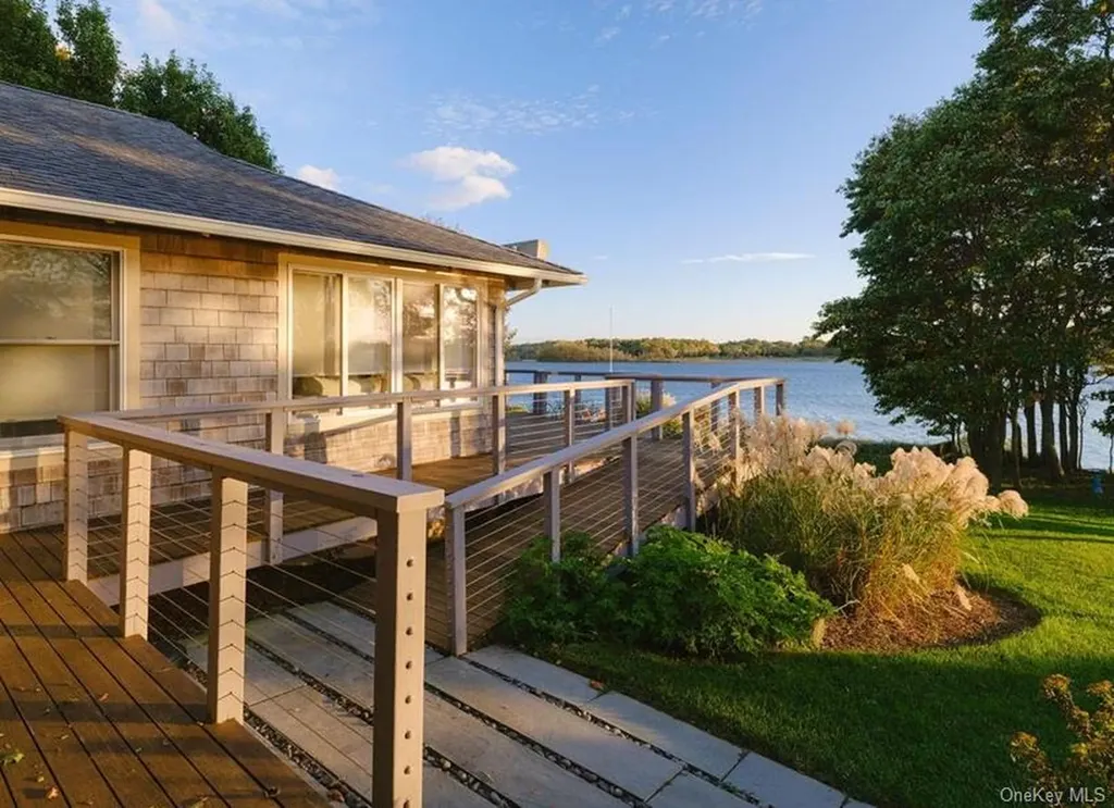 1020 Ruch Lane Southold NY 11971