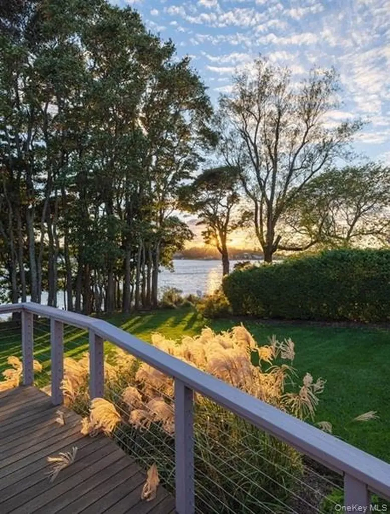 1020 Ruch Lane Southold NY 11971