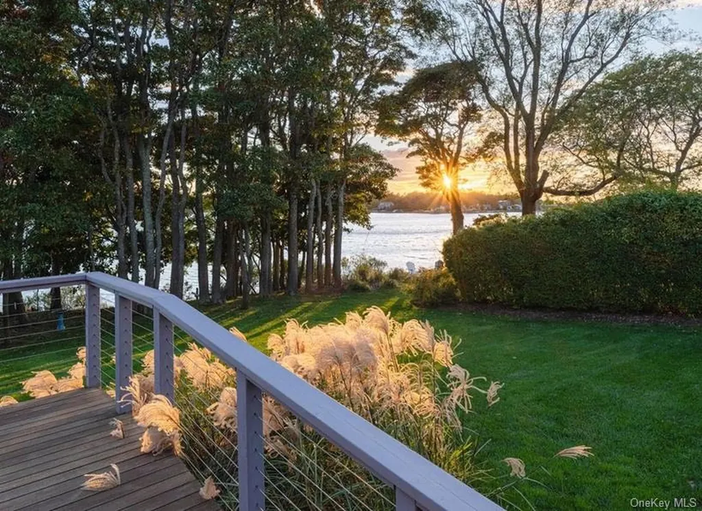 1020 Ruch Lane Southold NY 11971
