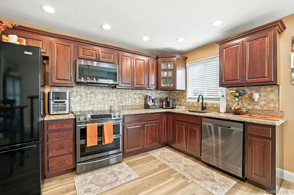 238 Swinton Avenue Bronx NY 10465