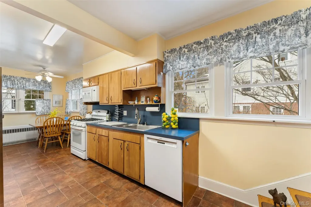 18 Tunstall Road Scarsdale NY 10583