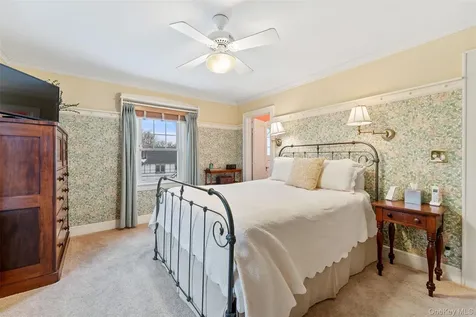 18 Tunstall Road Scarsdale NY 10583