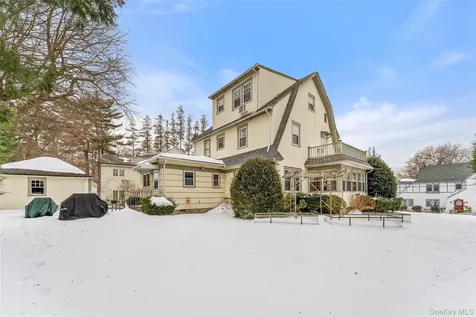 18 Tunstall Road Scarsdale NY 10583