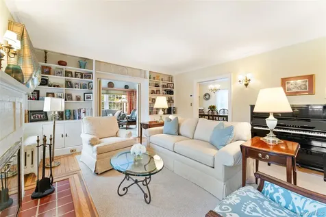 18 Tunstall Road Scarsdale NY 10583