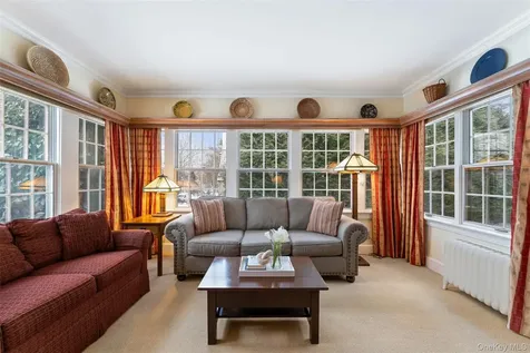 18 Tunstall Road Scarsdale NY 10583
