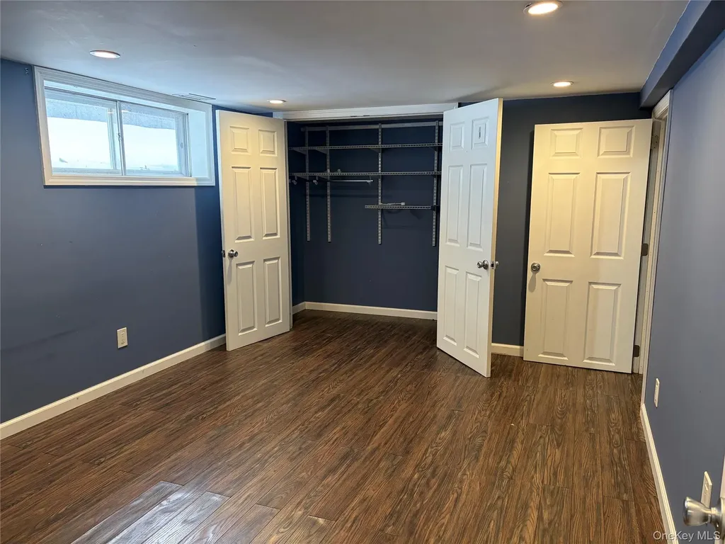 41 Robin Road Rocky Point NY 11778