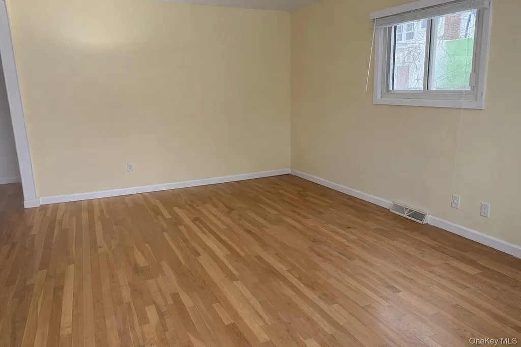 41 Robin Road Rocky Point NY 11778