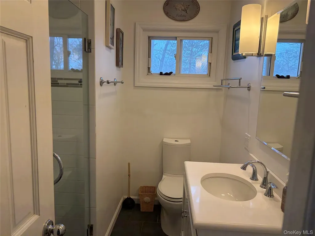 41 Robin Road Rocky Point NY 11778
