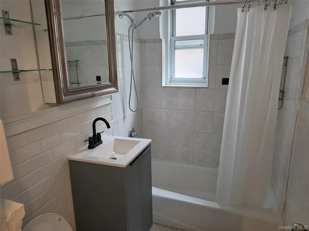 765 Bronx River Bronxville NY 10708
