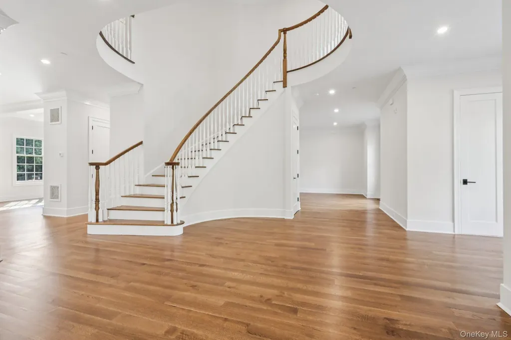 15 High Point Terrace Scarsdale NY 10583