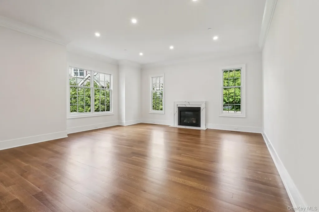 15 High Point Terrace Scarsdale NY 10583