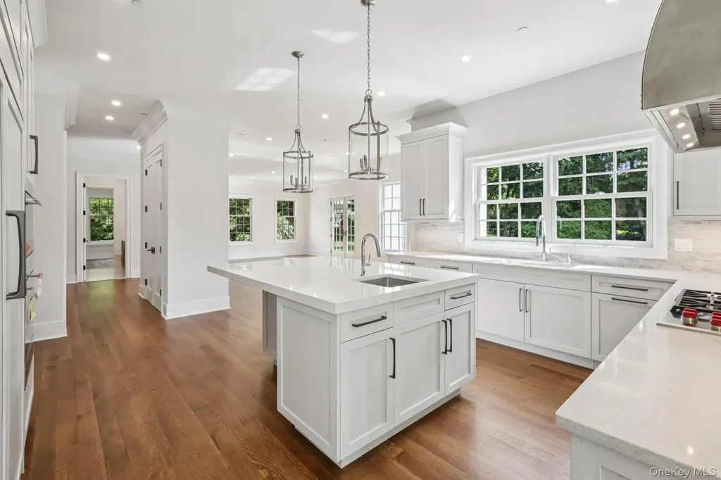 15 High Point Terrace Scarsdale NY 10583