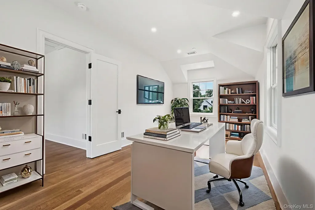 15 High Point Terrace Scarsdale NY 10583