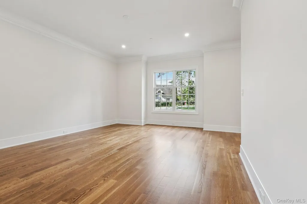 15 High Point Terrace Scarsdale NY 10583