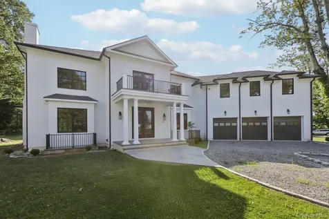 15 High Point Terrace Scarsdale NY 10583
