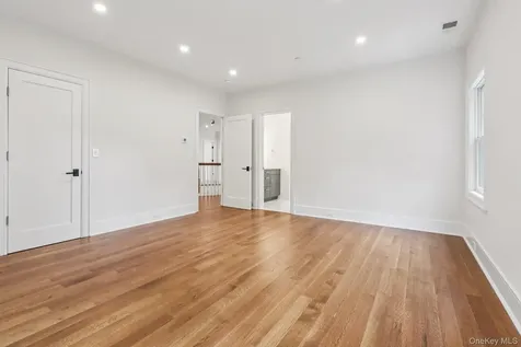 15 High Point Terrace Scarsdale NY 10583