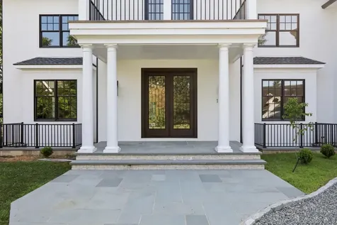 15 High Point Terrace Scarsdale NY 10583