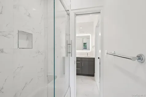 15 High Point Terrace Scarsdale NY 10583