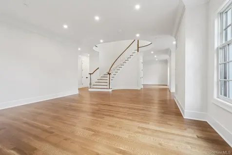 15 High Point Terrace Scarsdale NY 10583