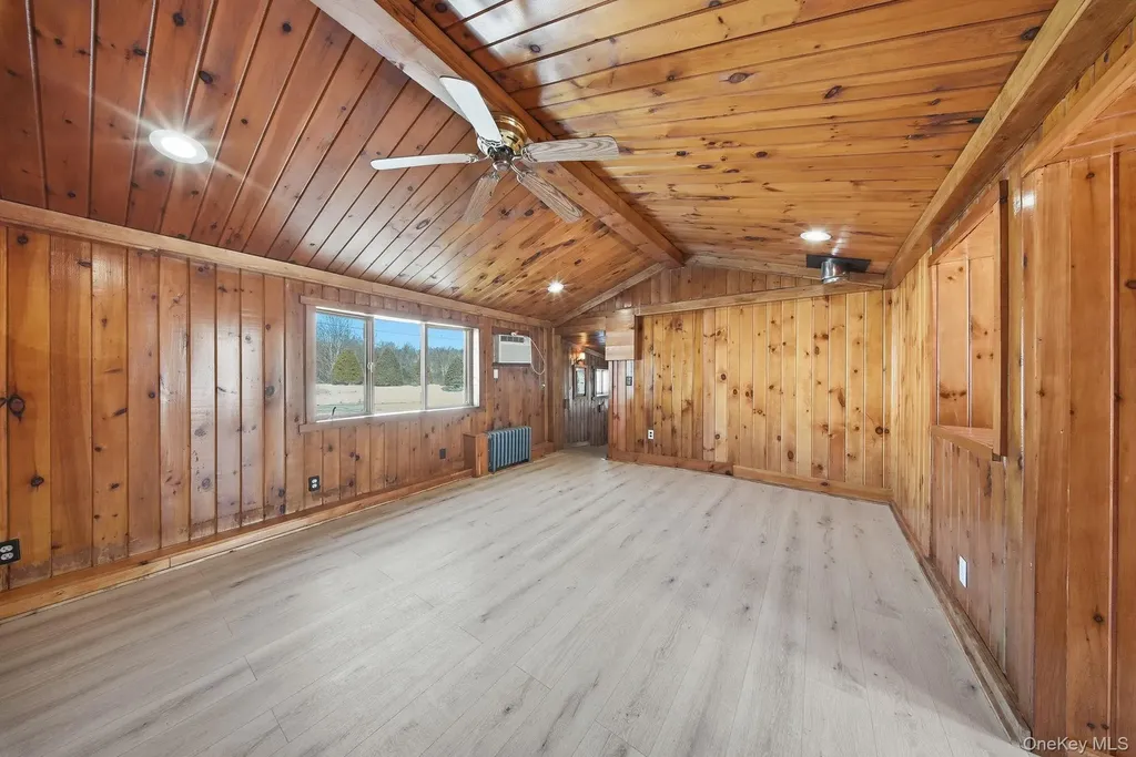 86 Carpenter Road New Hampton NY 10958