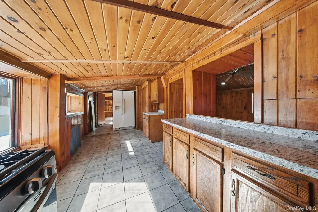 86 Carpenter Road New Hampton NY 10958