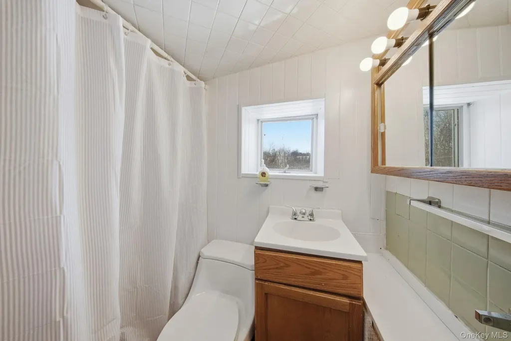 86 Carpenter Road New Hampton NY 10958