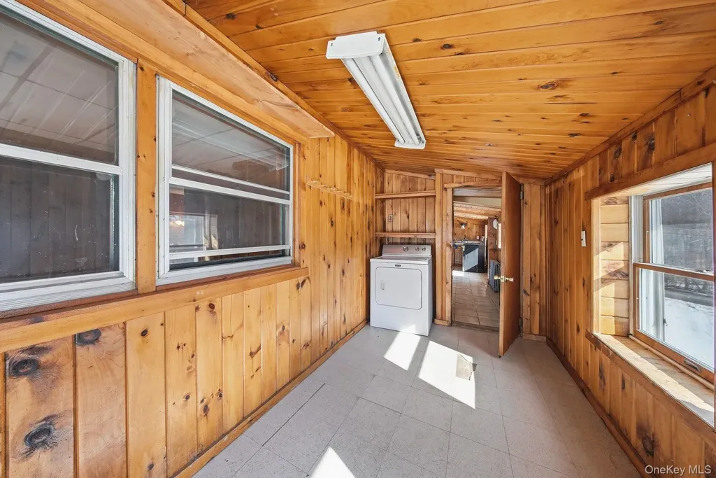 86 Carpenter Road New Hampton NY 10958