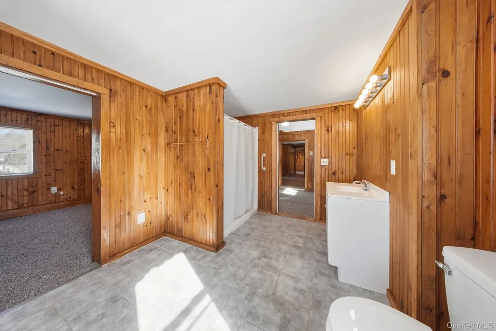 86 Carpenter Road New Hampton NY 10958