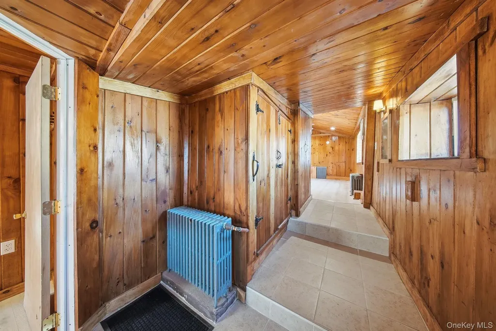 86 Carpenter Road New Hampton NY 10958