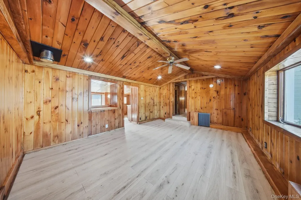 86 Carpenter Road New Hampton NY 10958