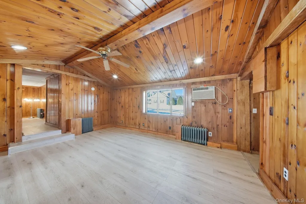 86 Carpenter Road New Hampton NY 10958