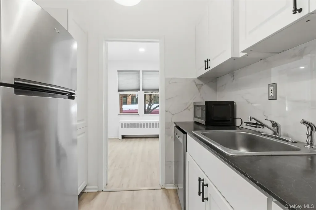 1015 Old Post Road Mamaroneck NY 10543