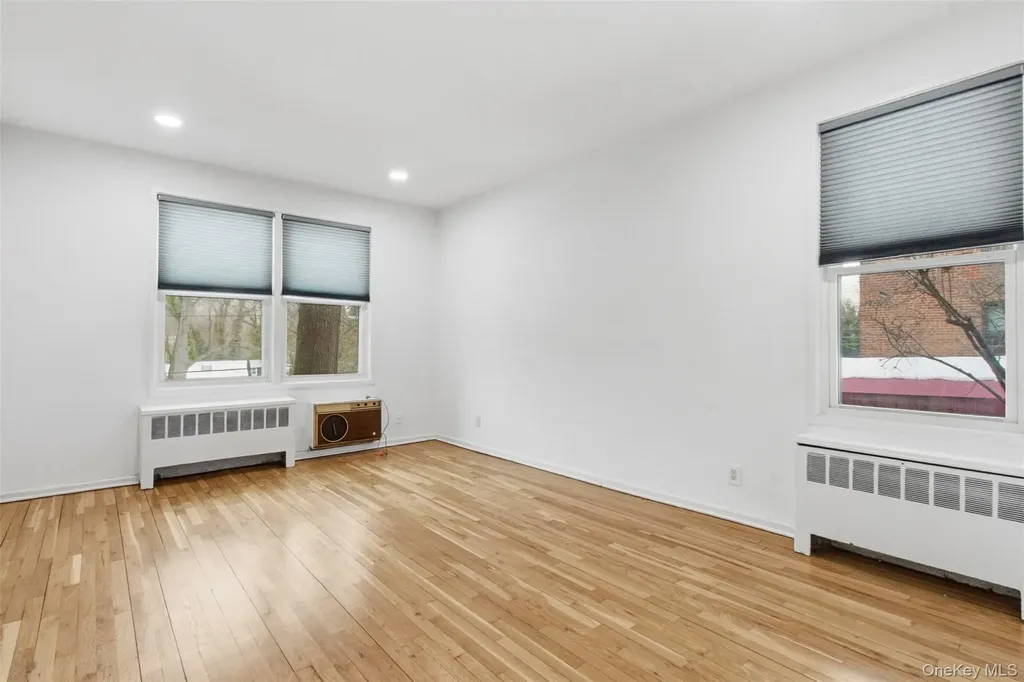 1015 Old Post Road Mamaroneck NY 10543
