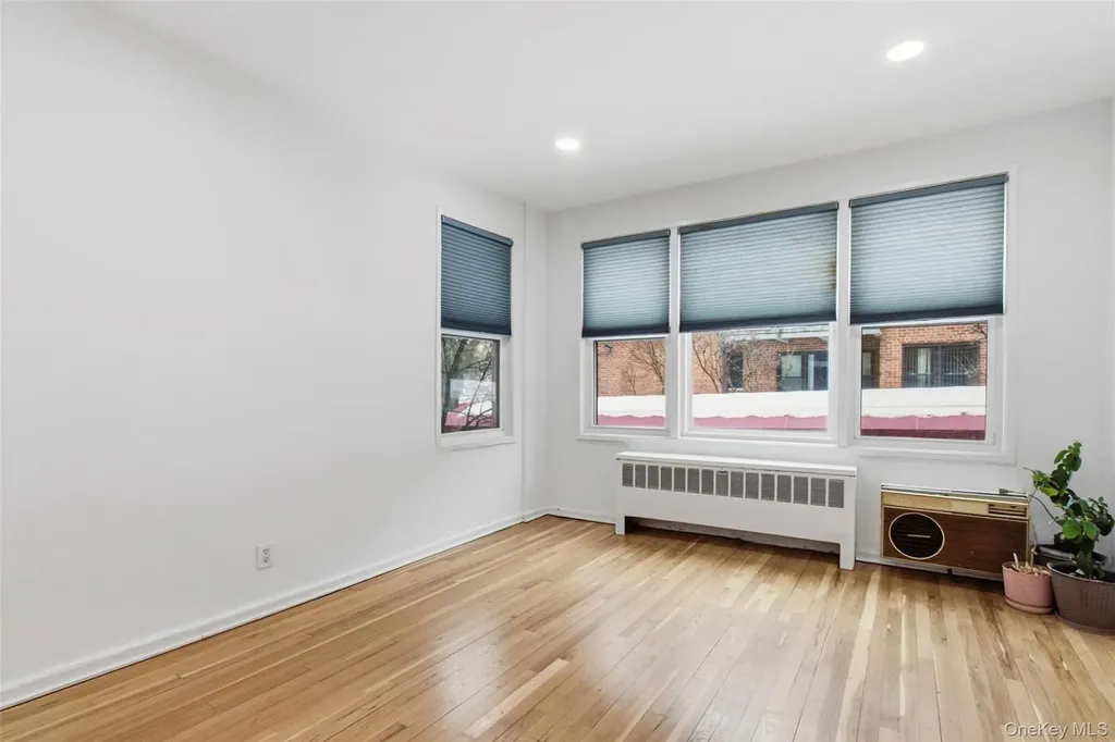 1015 Old Post Road Mamaroneck NY 10543